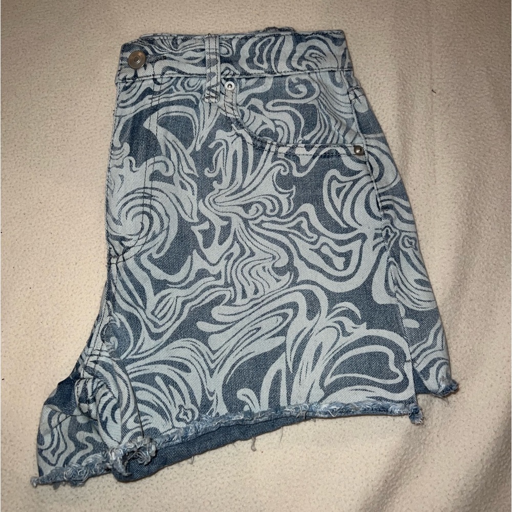 Retro High-Rise Shorts